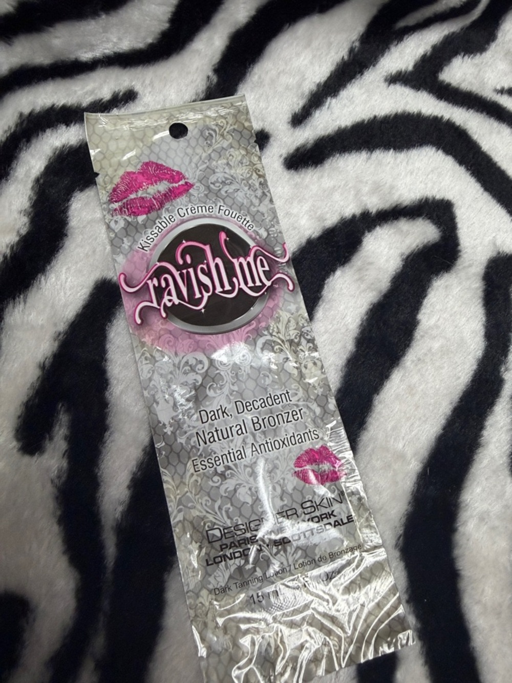 Designer Skin Ravish Me Tanning Lotion Packettes DISCONTINUED - Picture 2 of 4